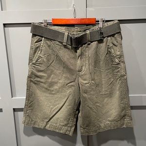 American Eagle Men’s navy blue shorts NWT